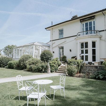 Highfield Hall Mold Luaran gambar